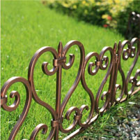 China Plastic PVC Garden Lawn Decorative Edging HT4475 supplier China manufacturer factory